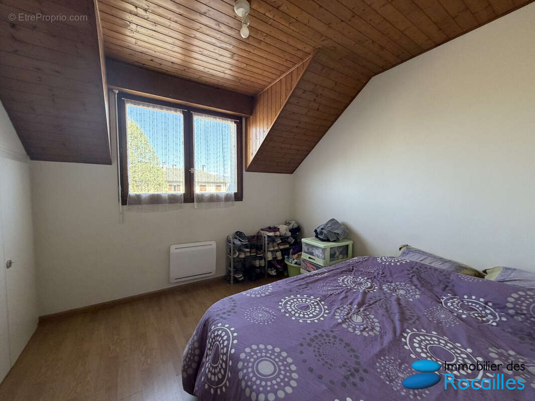 Appartement à REIGNIER