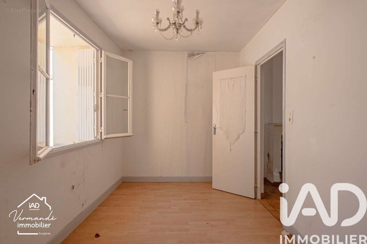 Maison 75 m² à Muron  - photo 8