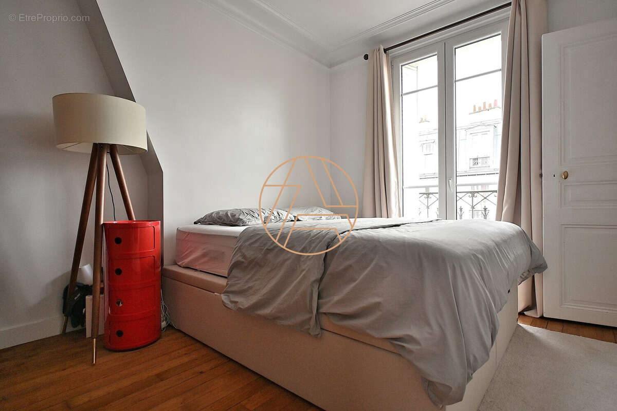 Appartement à PARIS-12E