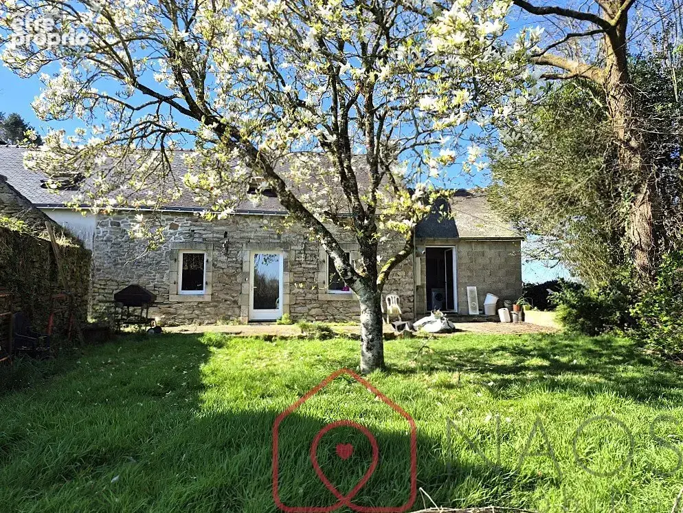 Roudouallec au calme - longere + dependances sur 1989 m² de terrain. - photo 2