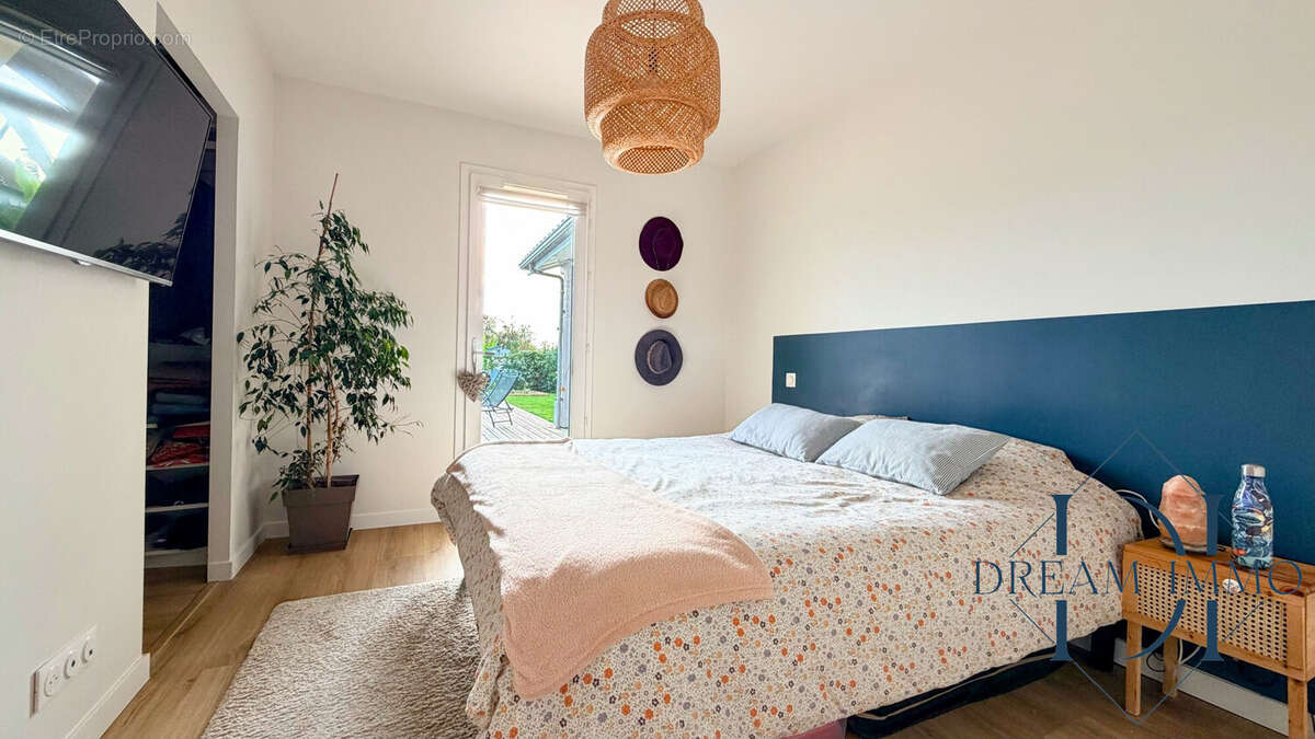 Maison à SAINTE-MARIE-DE-GOSSE