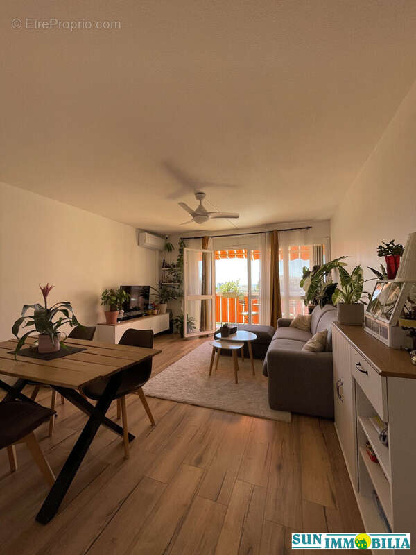 Appartement à SAINT-LAURENT-DU-VAR