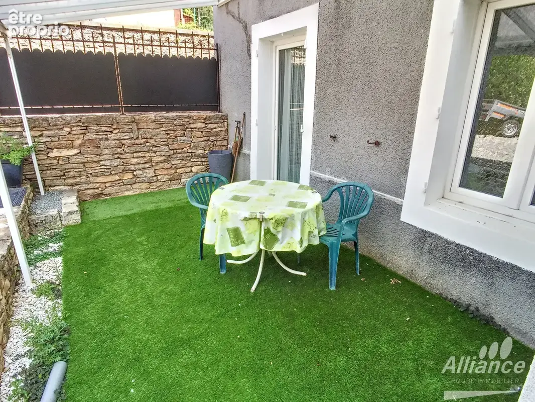 À vendre 358500€ à Montbéliard : immeuble de 250m2 - photo 4