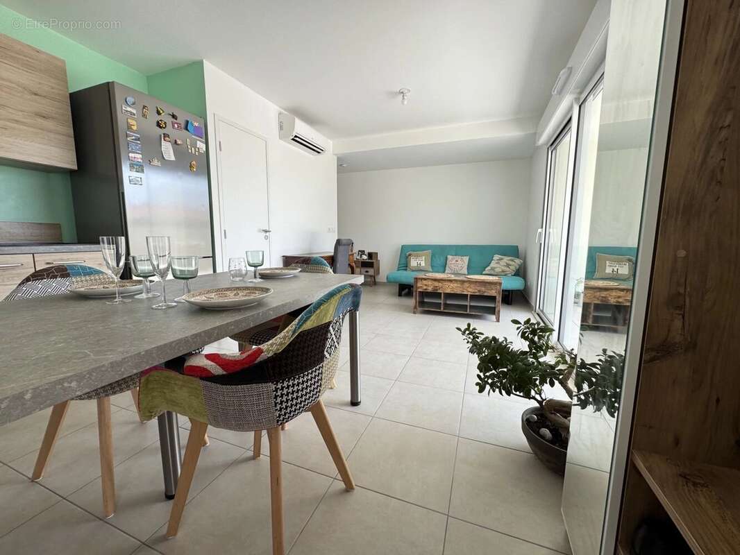 Appartement à LA LONDE-LES-MAURES