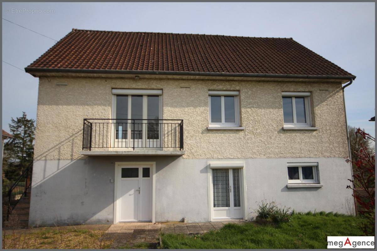 Maison à CHATEAU-DU-LOIR