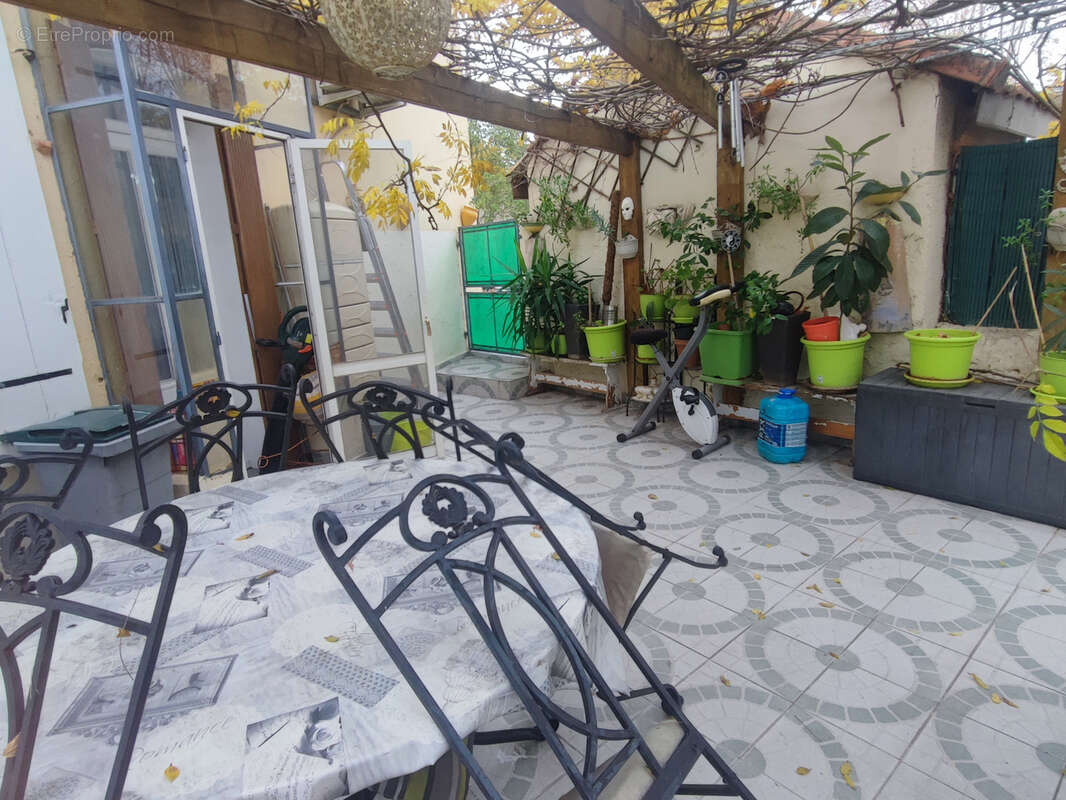 Maison à LA REDORTE