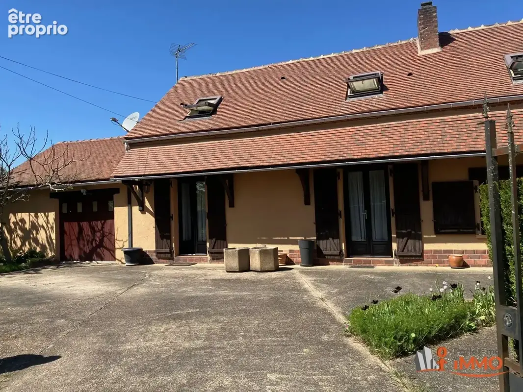 Excellent état pour cette maison ancienne - photo 2