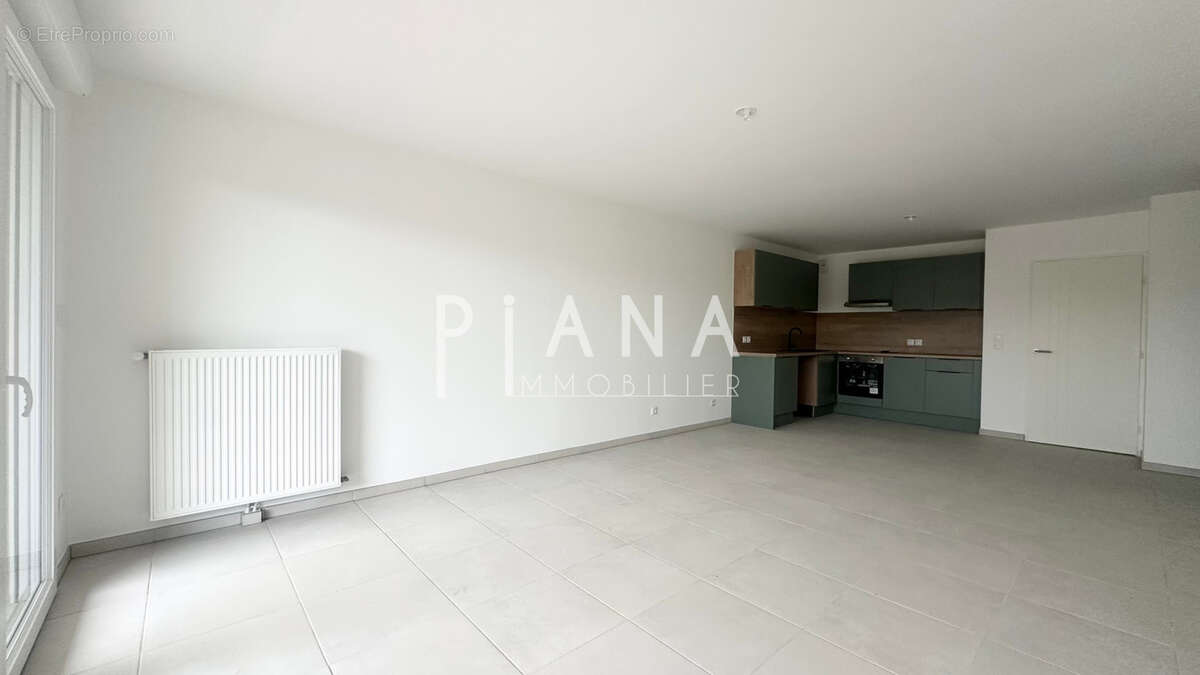 Appartement à LANCON-PROVENCE