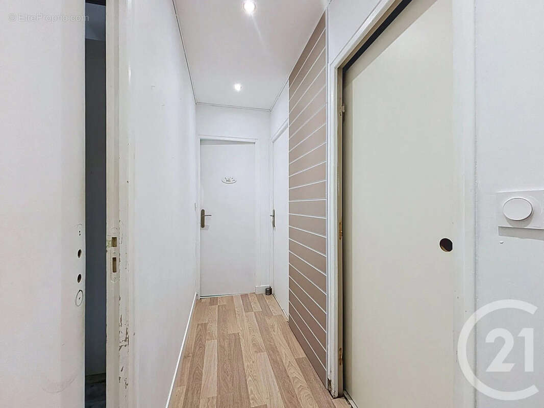 Appartement à SAINT-VALERIEN