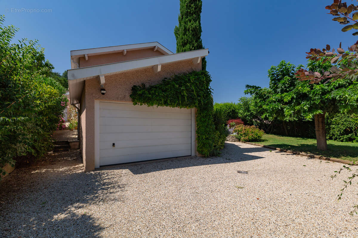 Maison à BEAUMONT-LES-VALENCE