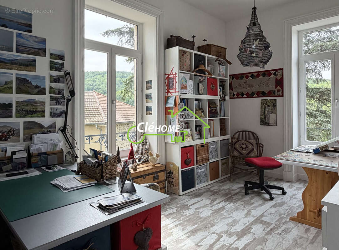 Appartement à LENTILLY