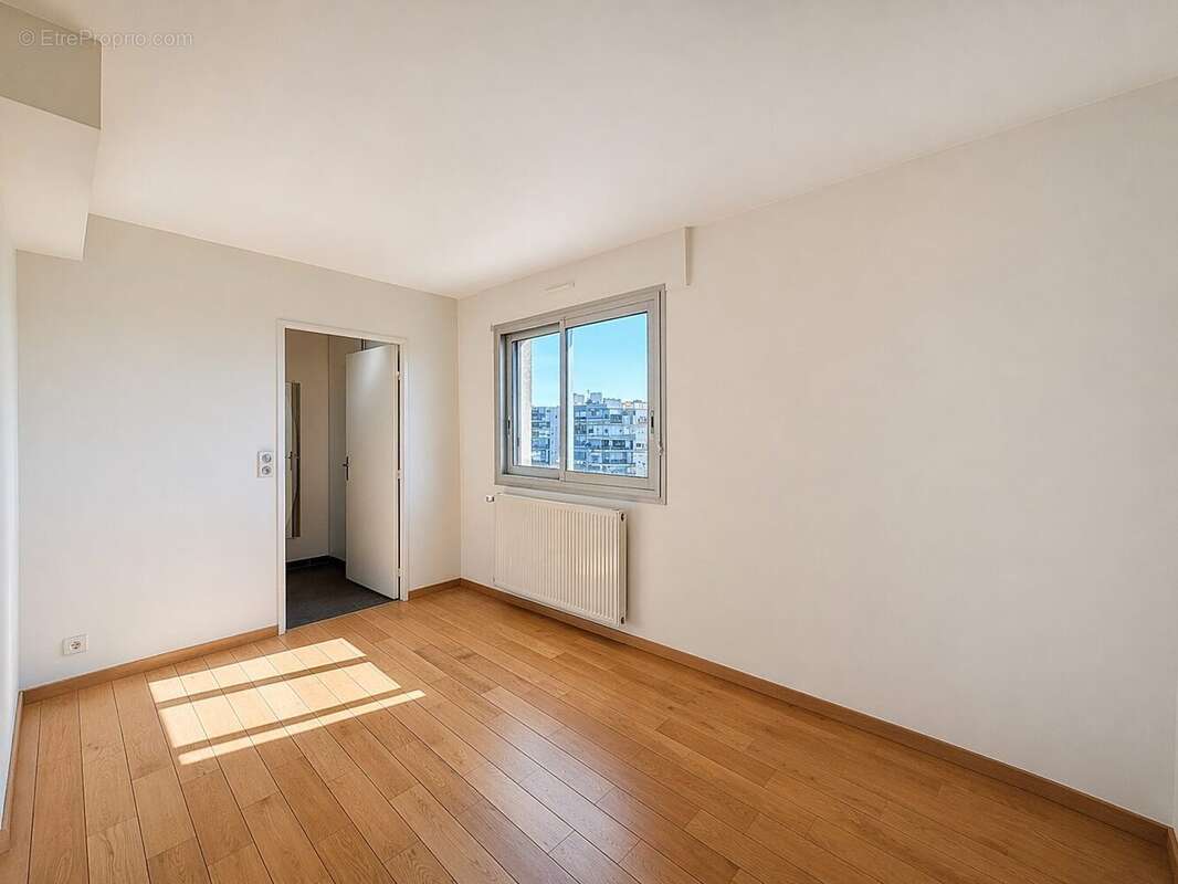 Appartement à MAISONS-ALFORT