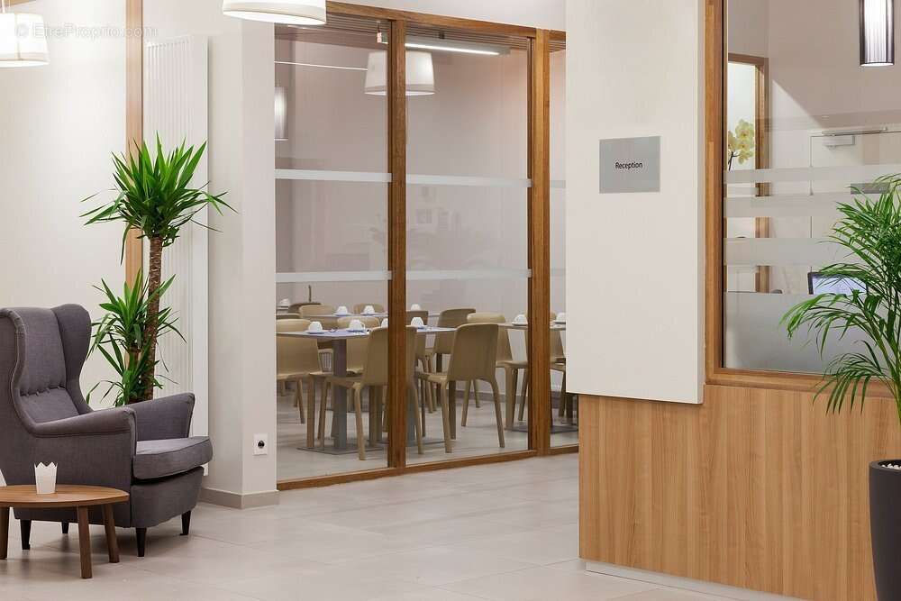 INVESTISSEMENT LOCATIF  ANNEMASSE  Résidence de Tourisme Nehô Suites  Porte de Genève  6,98 % de rentabilité - photo 6