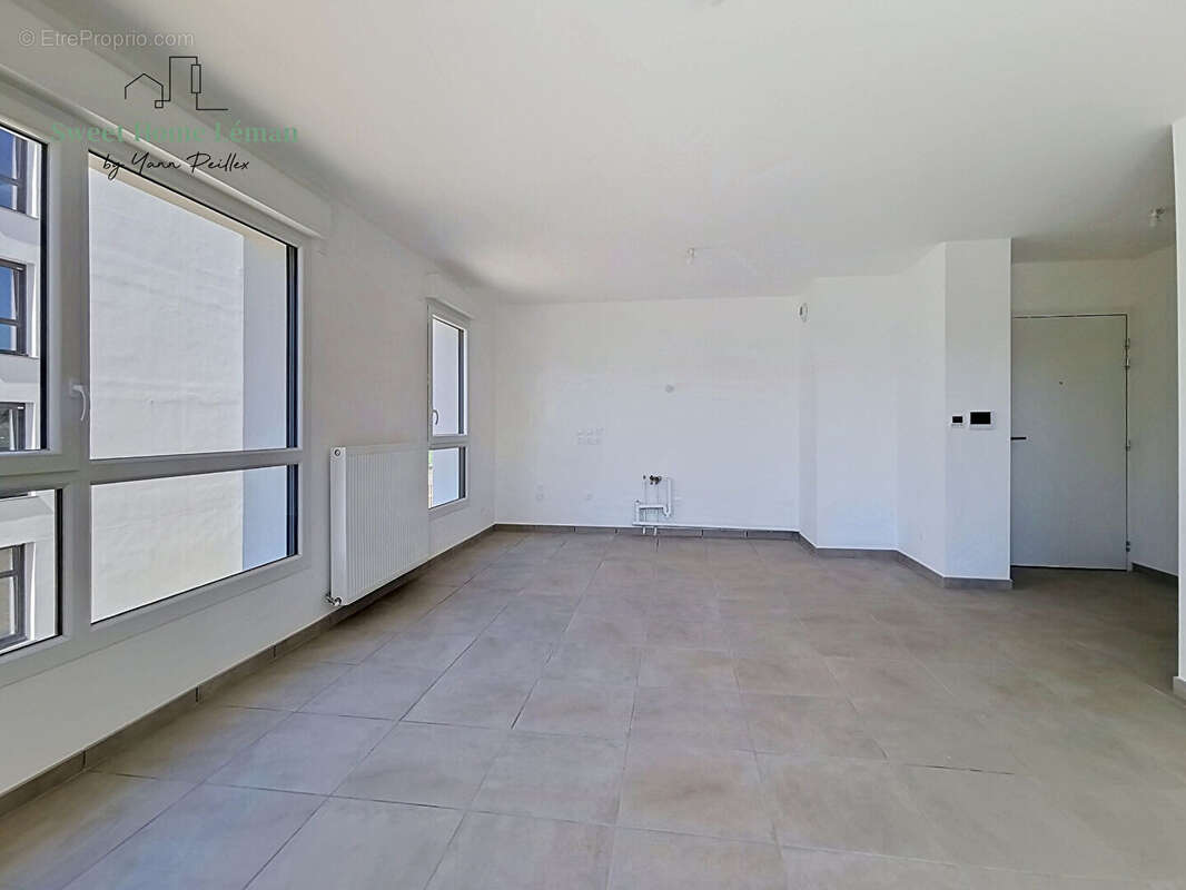 Appartement à SCIEZ