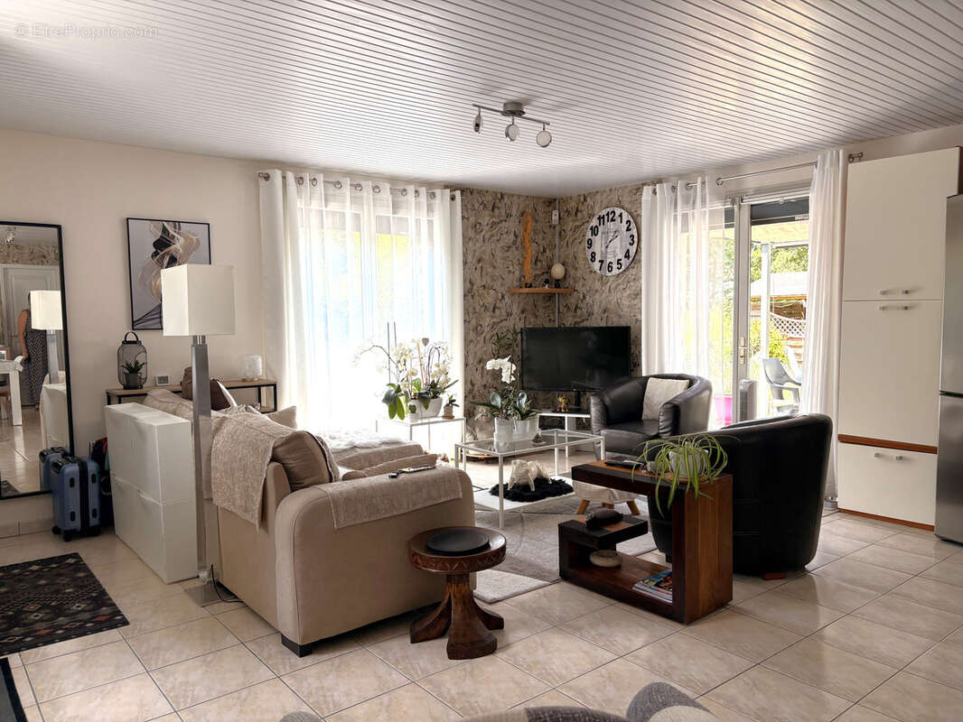 Maison de plain pied à FEREL - photo 5