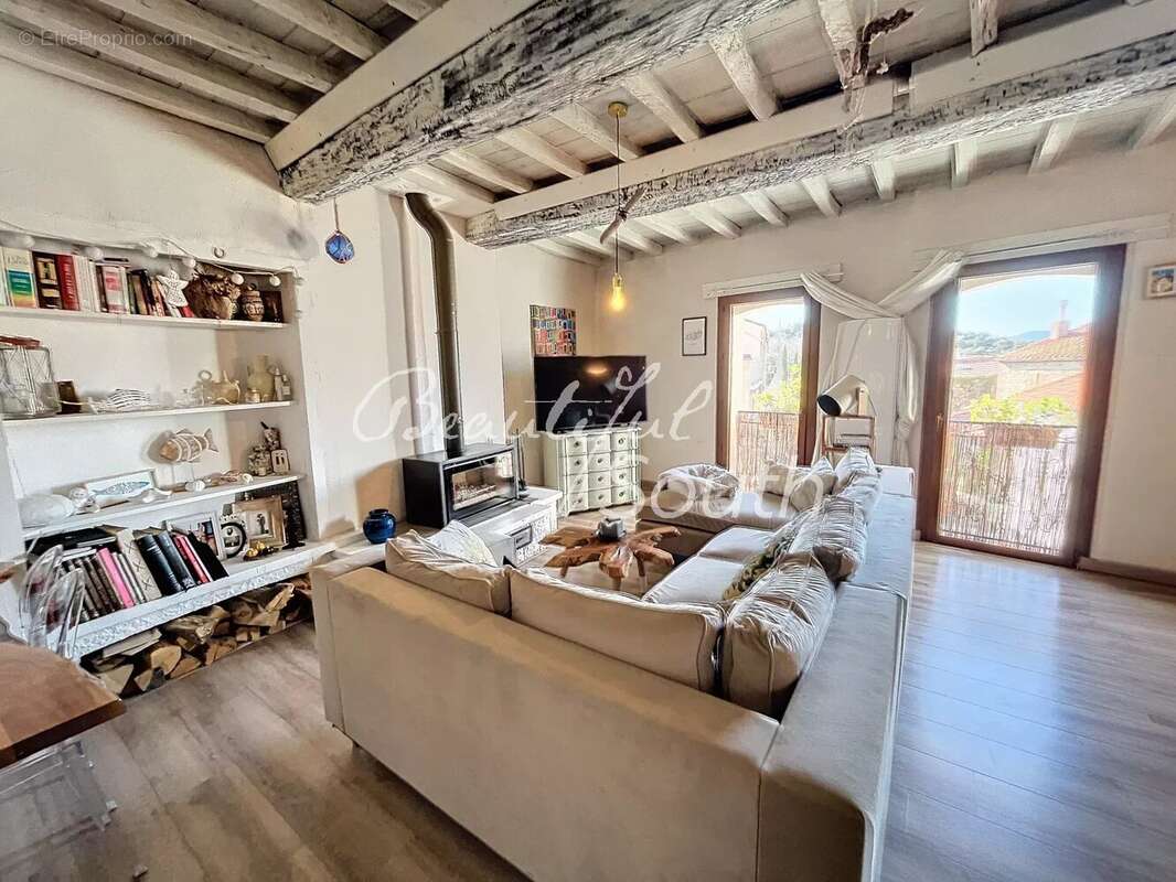 Maison à MONTESQUIEU-DES-ALBERES