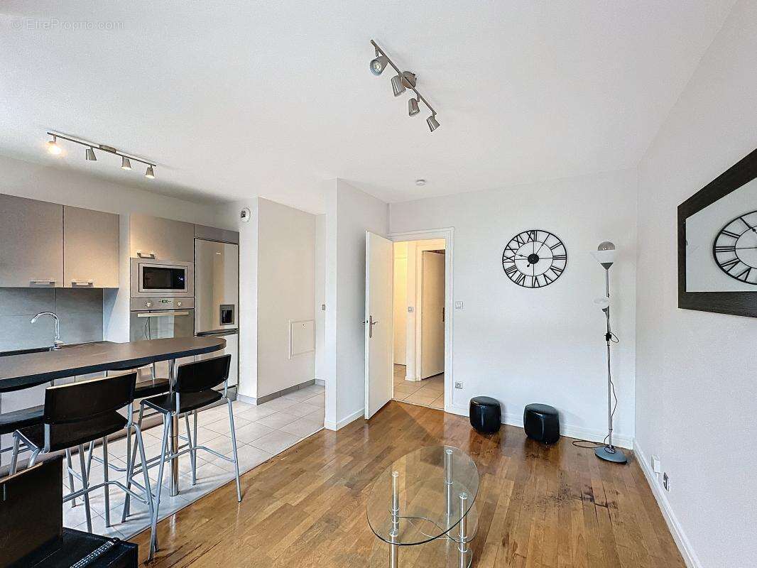 Appartement à GRIGNY