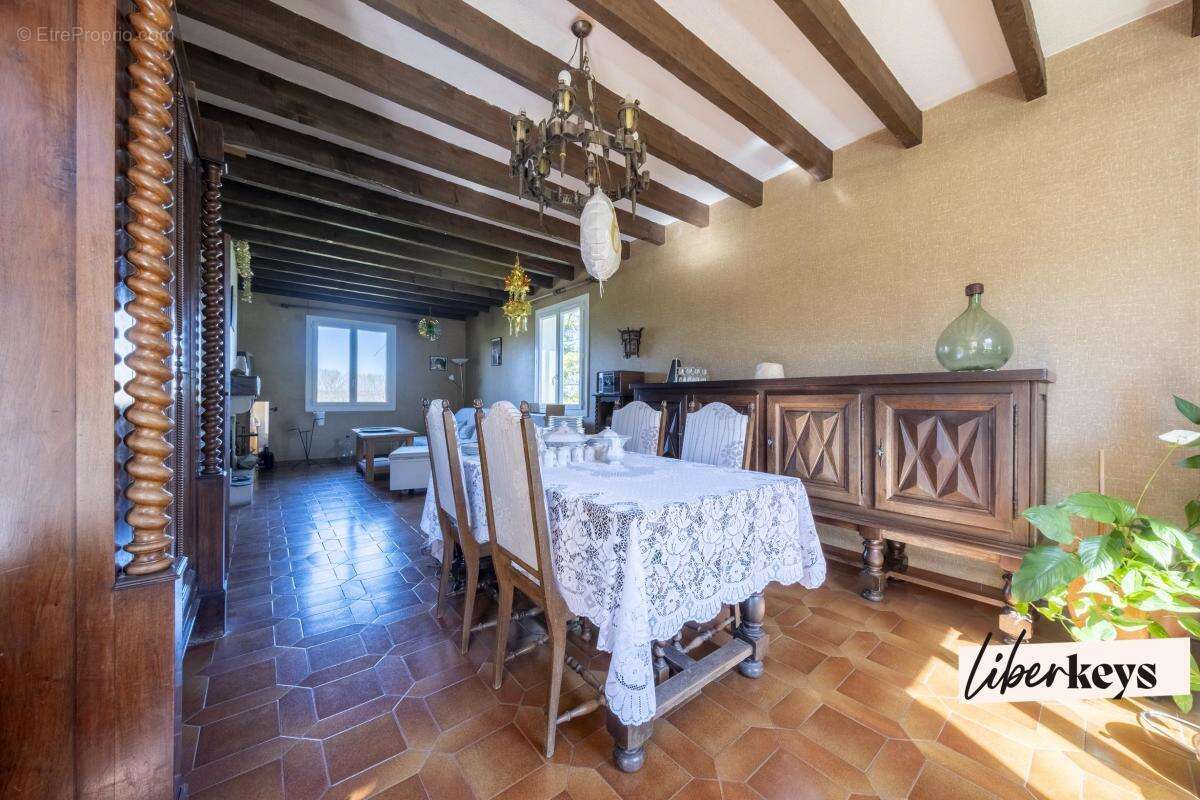 Maison à LAPENNE