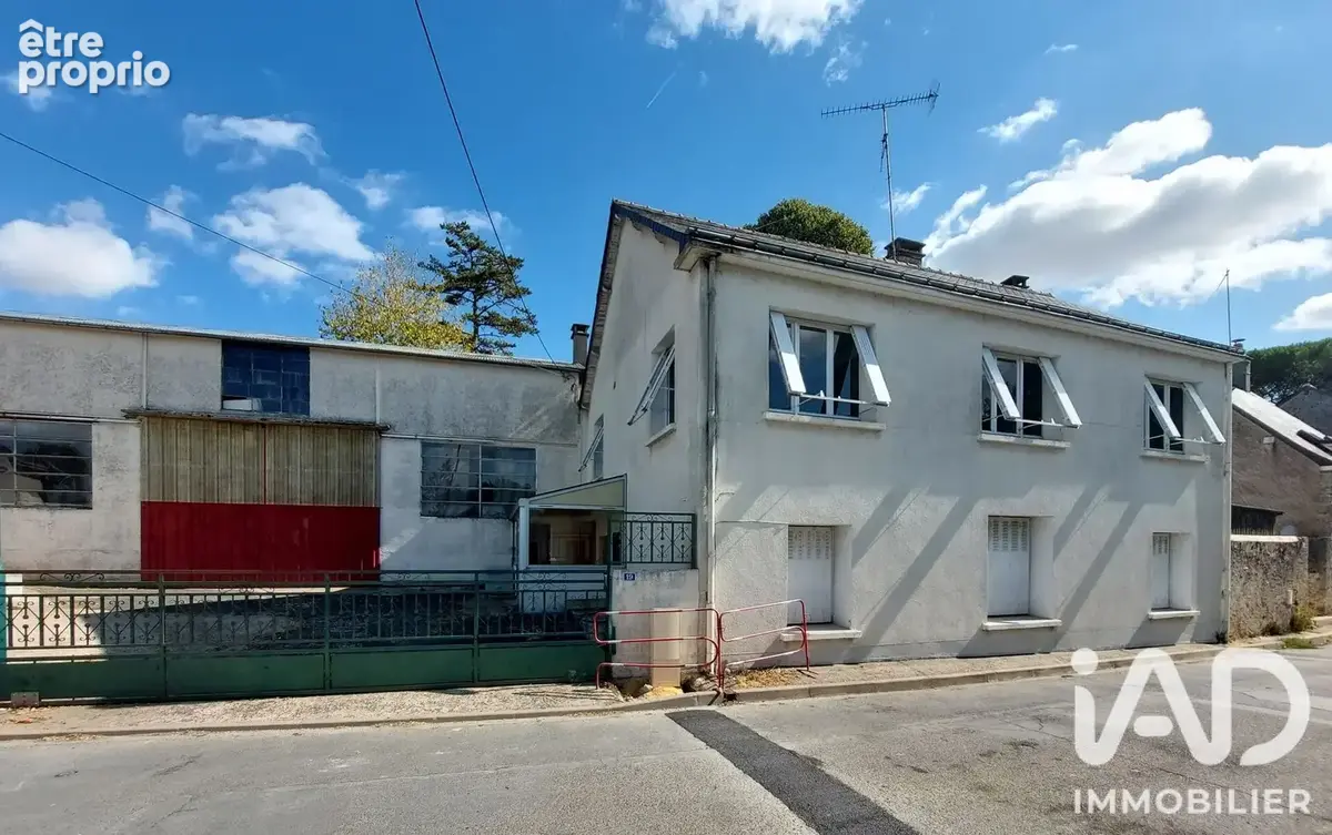 Photo 1 - Maison à TRUYES