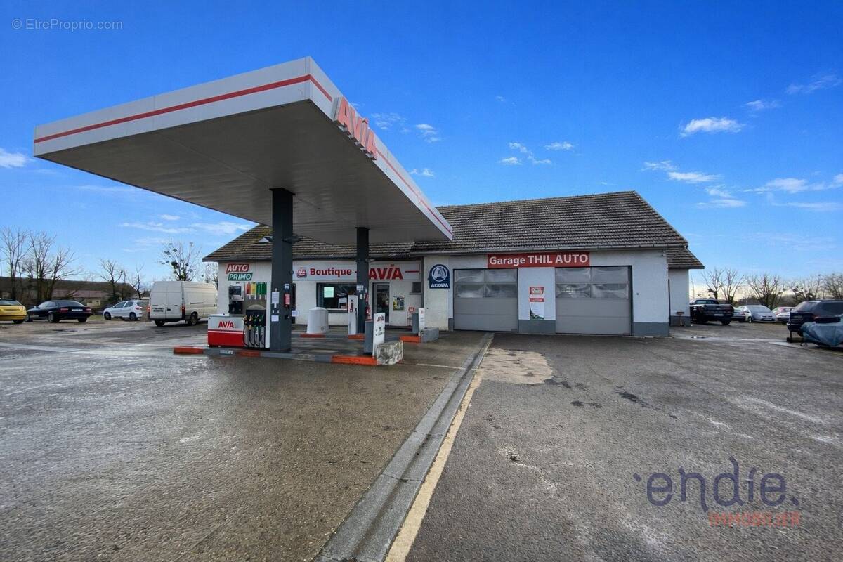 Commerce à CHAUSSIN