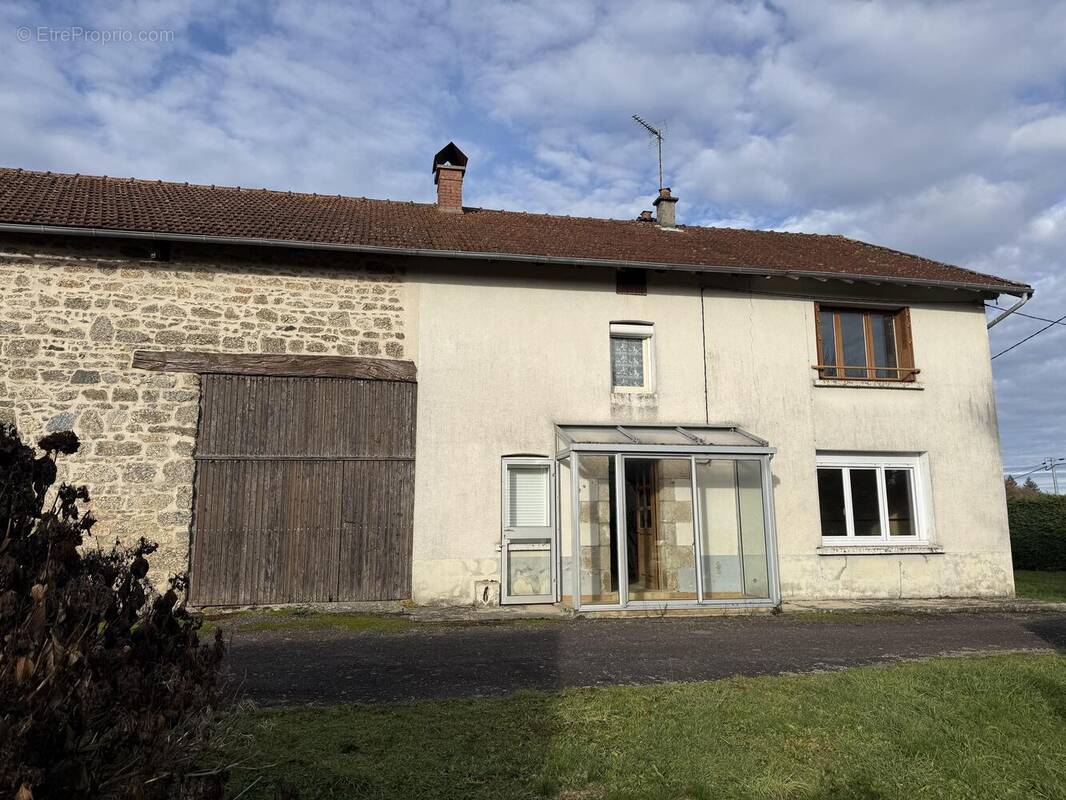 Maison à SAINT-MARTIN-SAINTE-CATHERINE