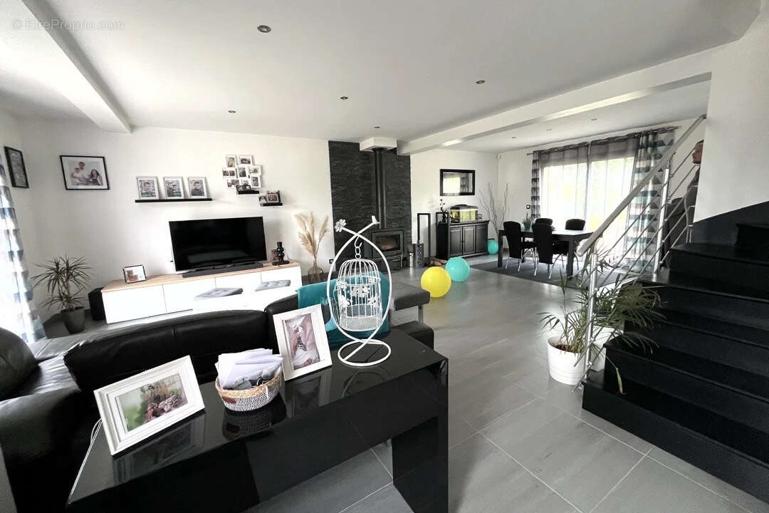 Maison à MANTES-LA-JOLIE