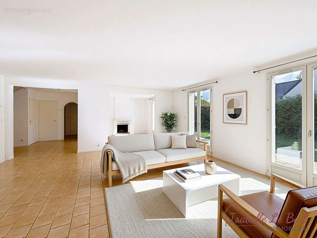 Maison 230 m² 6 chambres golf de cice - photo 2