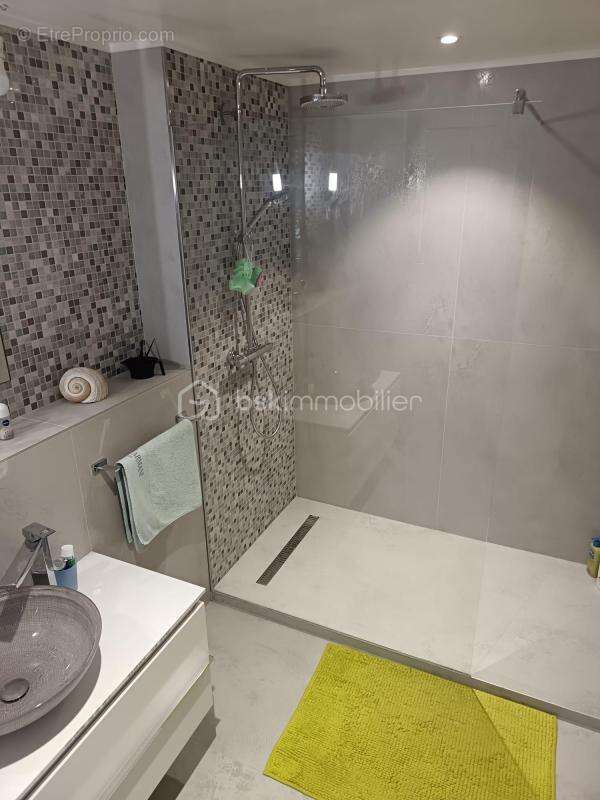 Maison à BONNEVILLE