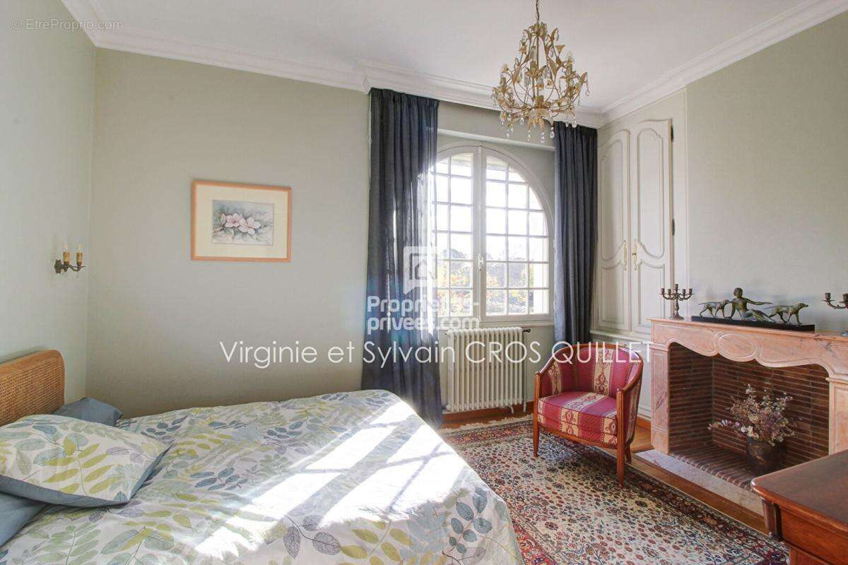 Belle villa Bourg Saint Bernard 7 chambres 215 m2 - photo 13