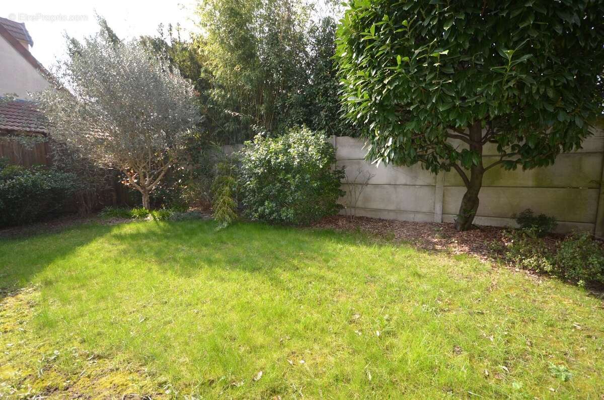 Maison à CROISSY-SUR-SEINE