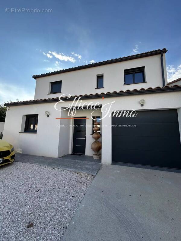 Maison à PIA