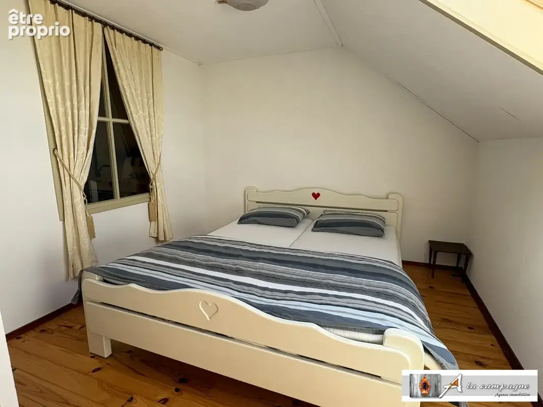 Maison 4 pièces 96 m² à vendre à Moureuille (63700) - photo 4