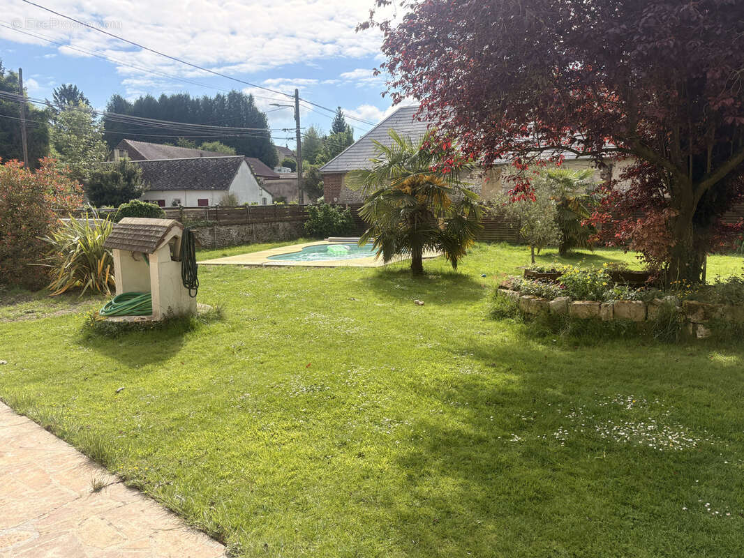 Maison à SAINTE-GENEVIEVE