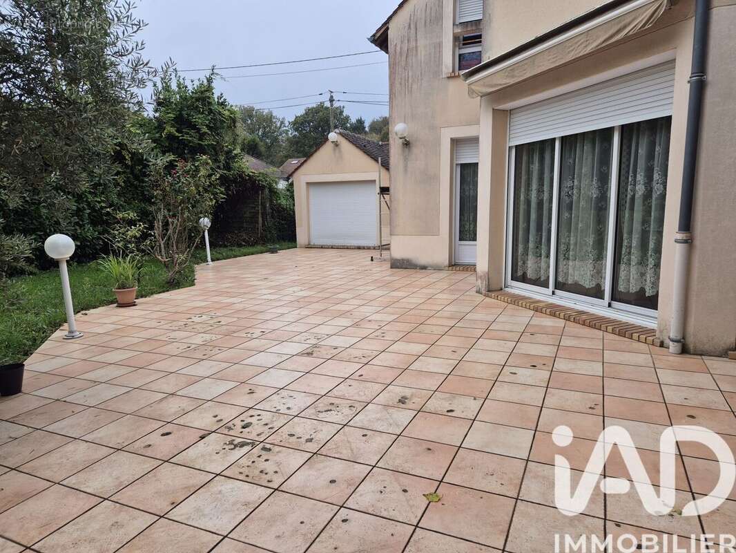 Photo 2 - Maison à MORET-SUR-LOING