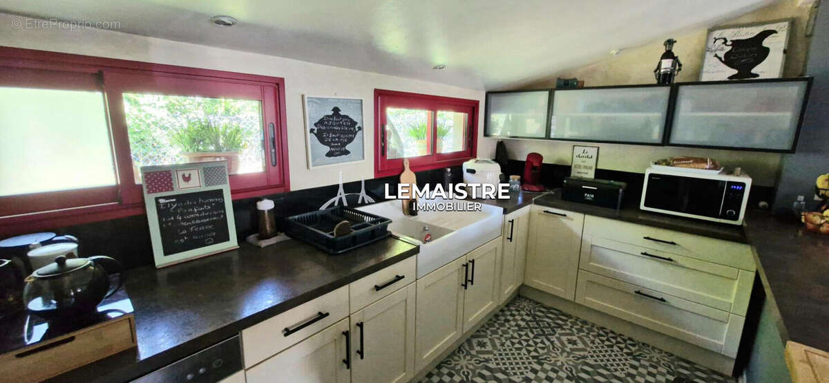 Maison à vendre - à 4 km de Doudeville - 130 m² - 3 chambres - Longère de PLAIN-PIED - photo 6
