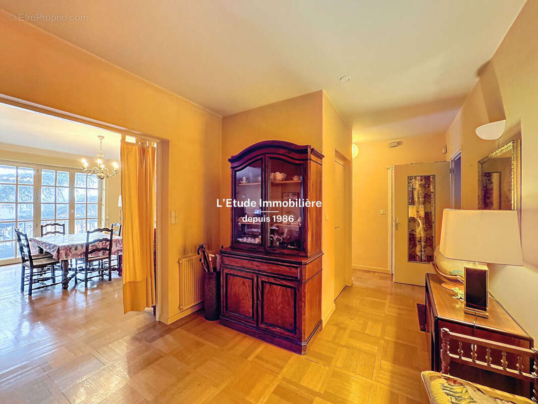 Appartement à LYON-1E