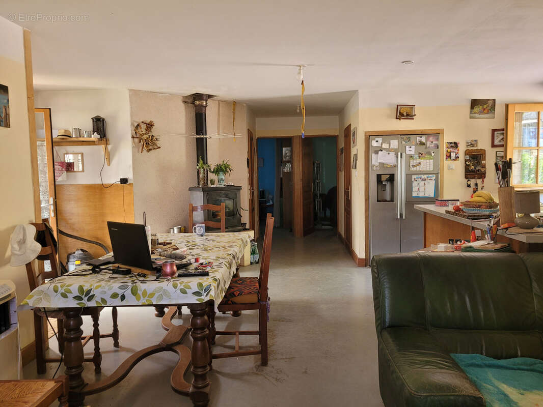 Viager occupé plain pied à monceaux sur dordogne - photo 2
