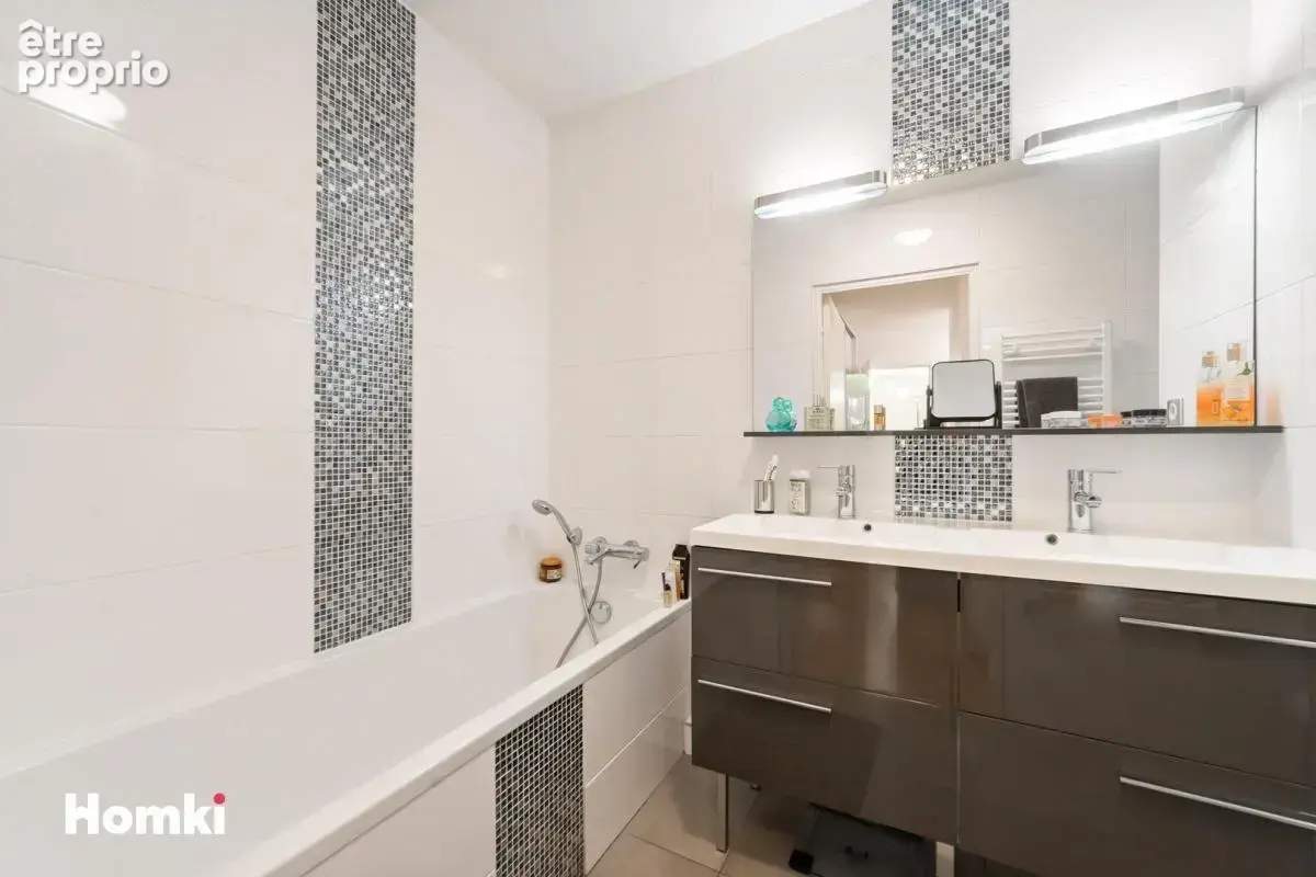 Appartement T5 de 109 m² à Gratte - ciel Villeurbanne 69100, Rue Edouard Vaillant - photo 13