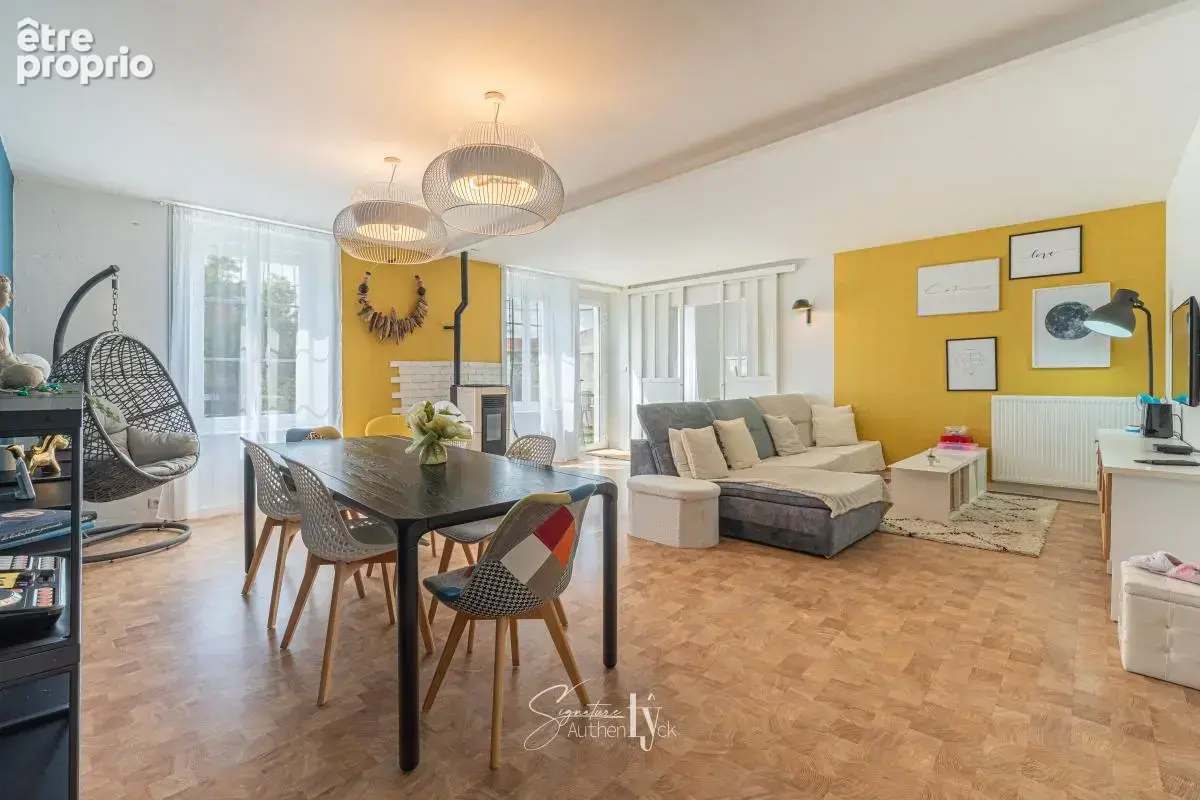 Maison 289 m² à Saint-Gence  - photo 5