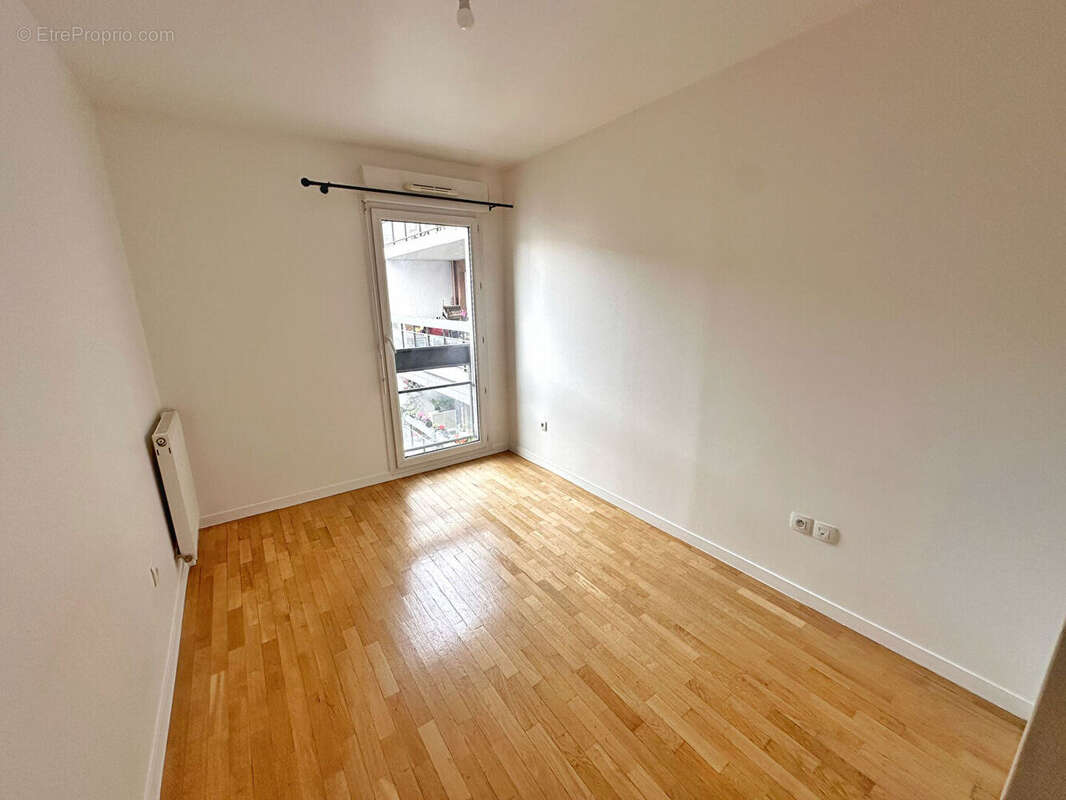 Appartement à NANTERRE