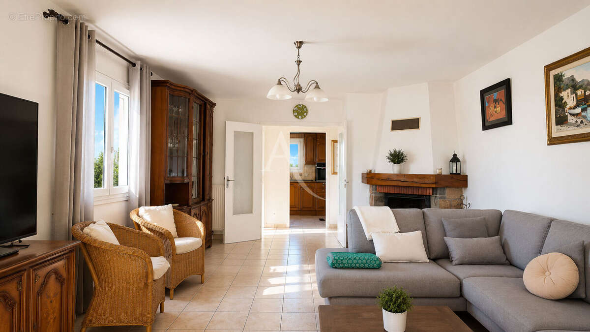 Maison individuelle de 126 m² avec sous-sol complet à Beaumont, au pied du Salève - photo 4