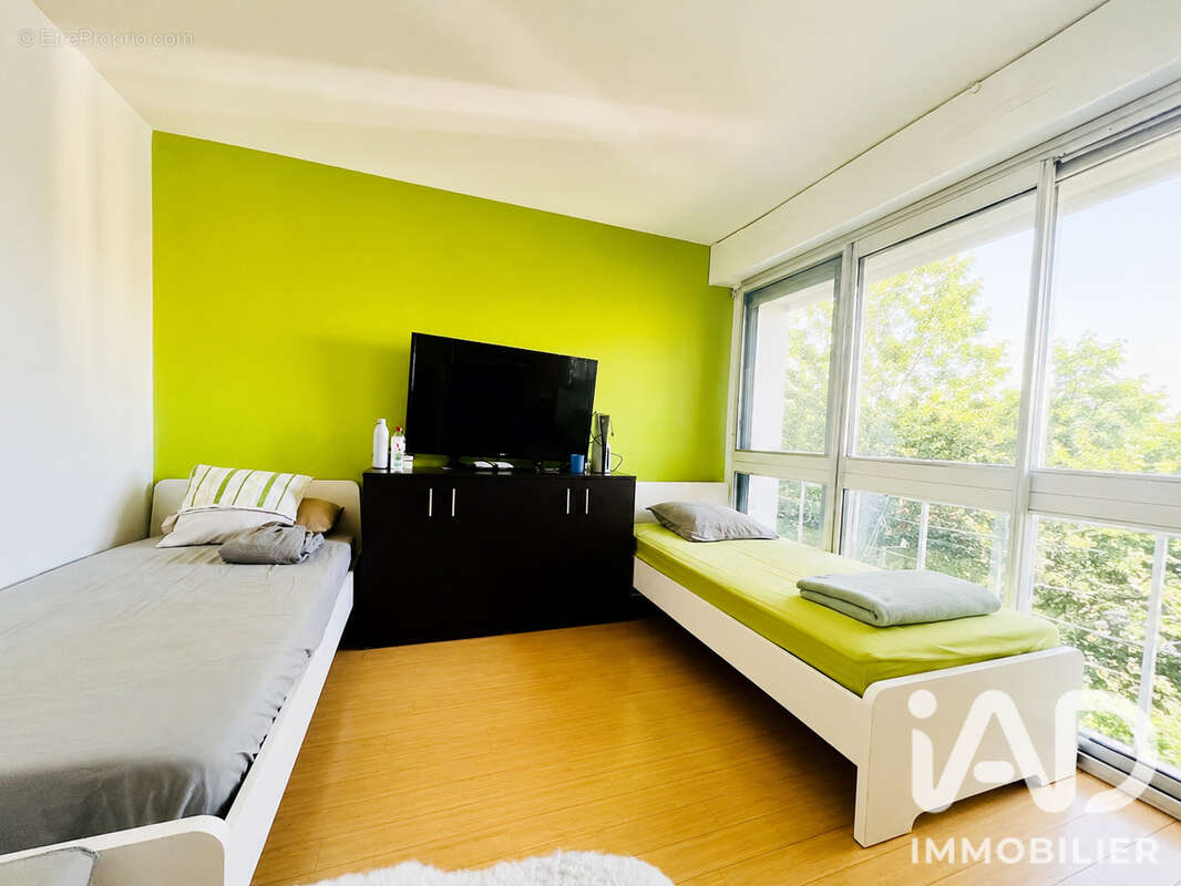 Appartement 82 m² à Creteil  - photo 8