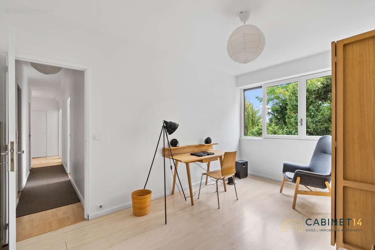 Appartement à FONTENAY-LE-FLEURY