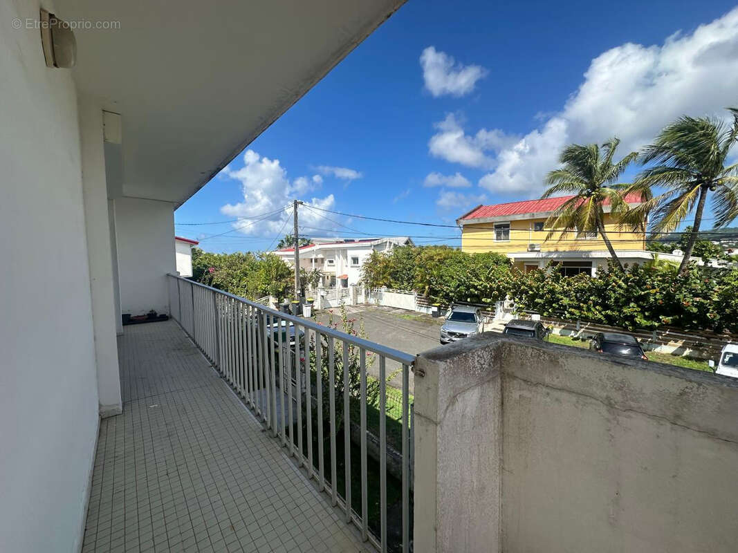 Maison à SCHOELCHER