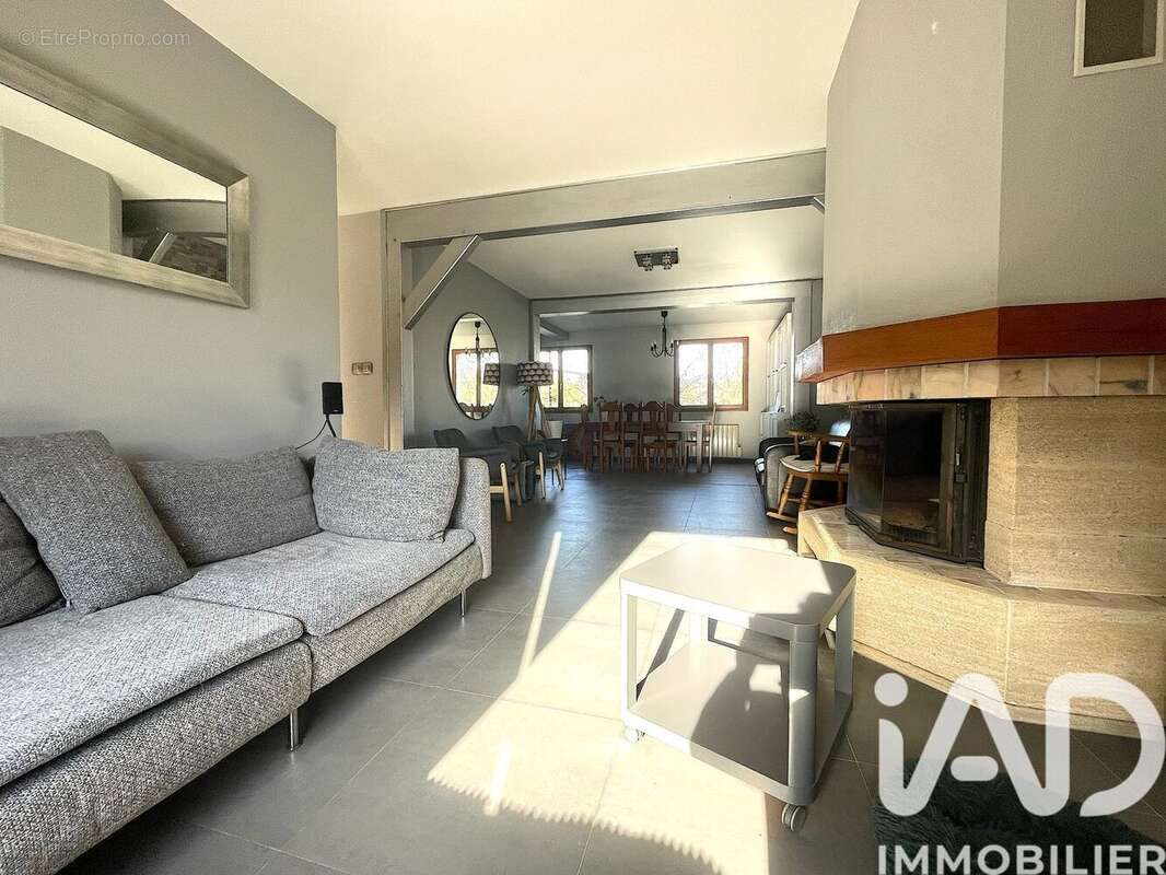 Photo 8 - Maison à RIS-ORANGIS