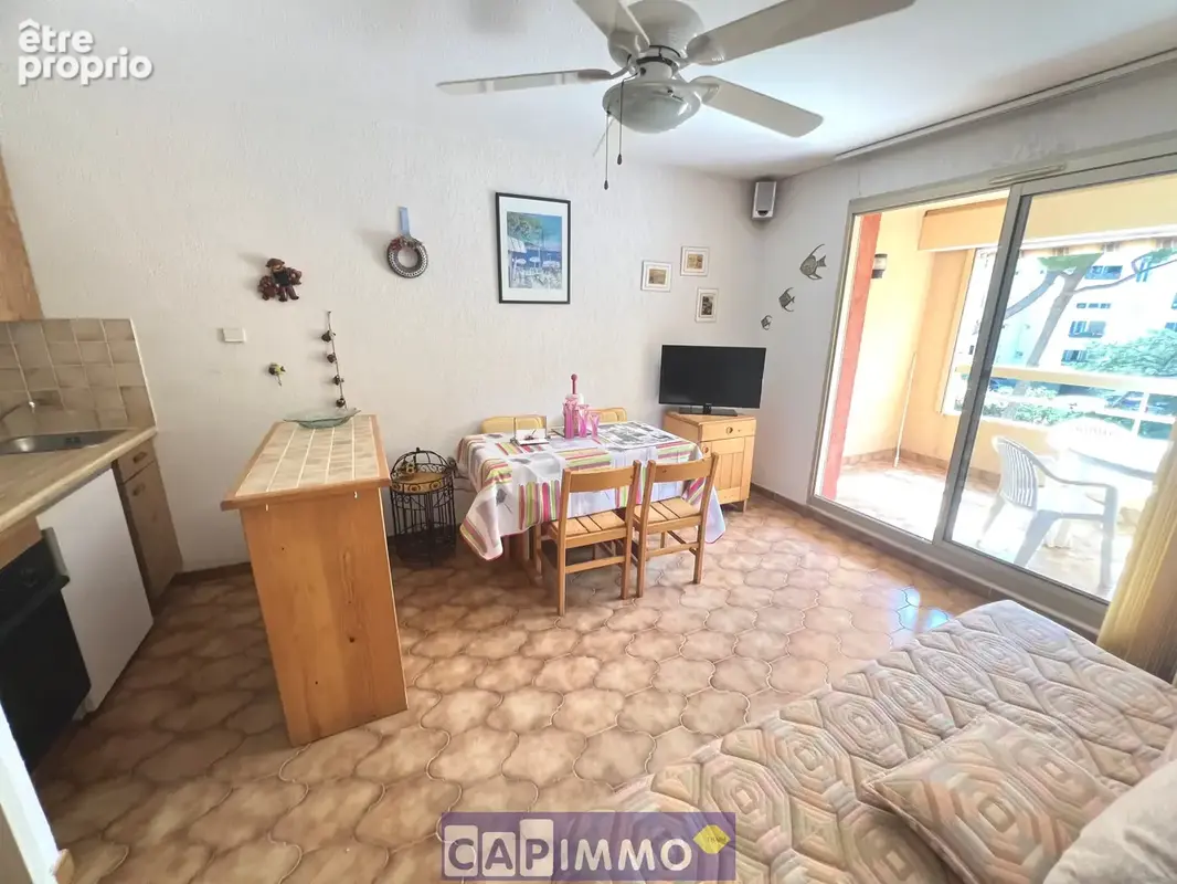 Hyeres le port - studio 23m2 avec garage - photo 2