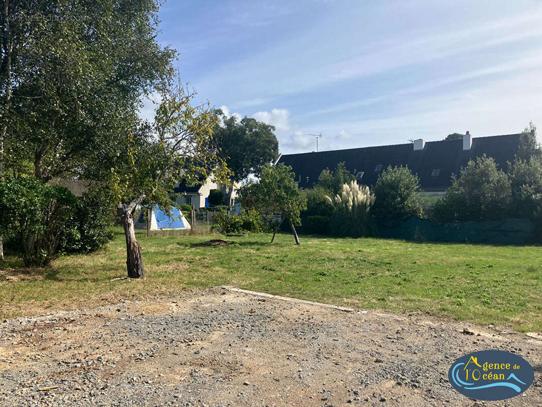 Terrain à PENESTIN