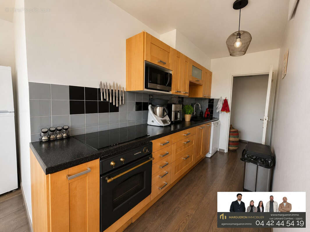 Appartement 78 m² à Martigues  - photo 6