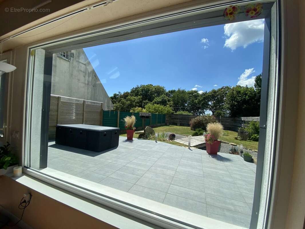 Maison de charme avec locatifs 206 m² de plain-pied – St Nolff 10 minutes du centre de Vannes - photo 3