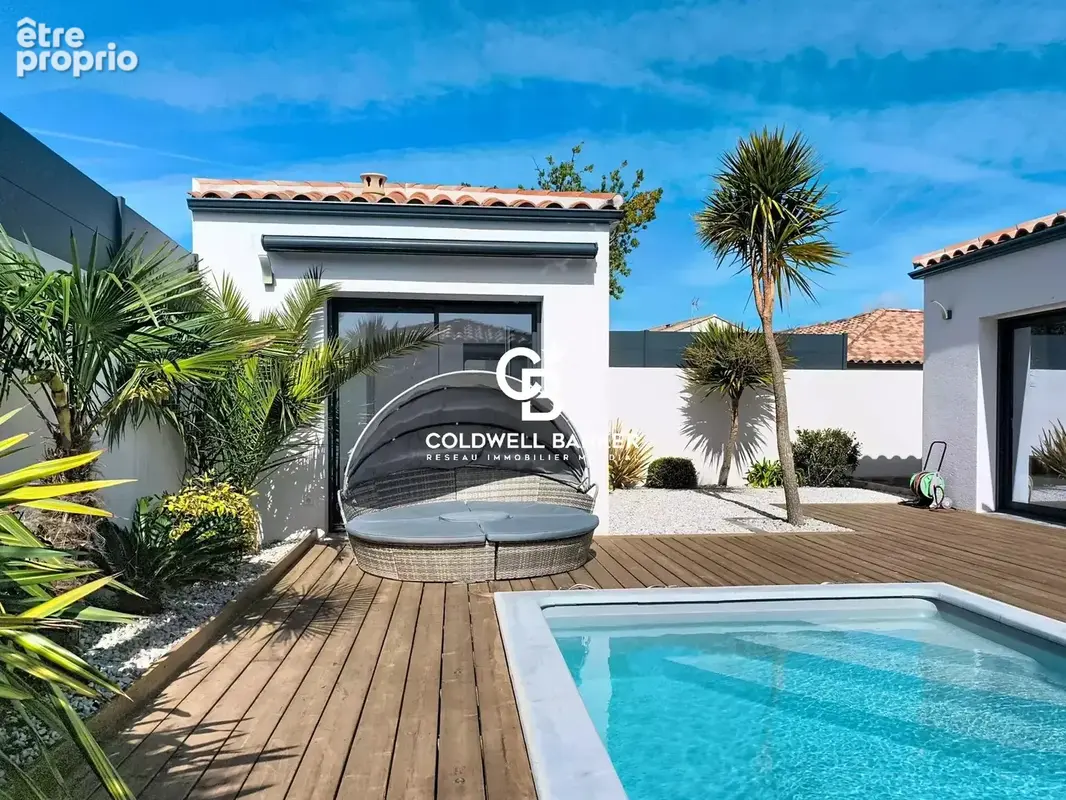 TALMONT SAINT HILAIRE - Golf et port - Maison contemporaine 2022 de plain-pied  avec 5 chambres, dépendances et piscine - photo 15